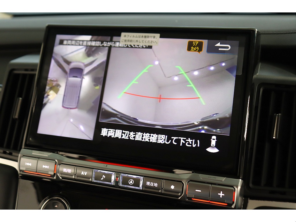 バックカメラが装着されており安心して駐車することが可能です♪
