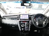 ALPINE製BIG-Xも装備されております♪