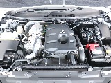 2.4Lのディーゼルターボエンジン！かなりトルクがあり、走破性が高いです！