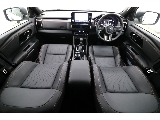 ブラックを基調とした“GSR”専用内装に“GSR”専用のオレンジステッチが相性抜群です♪