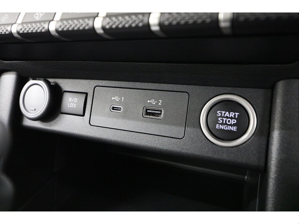 プッシュスタートスイッチ☆