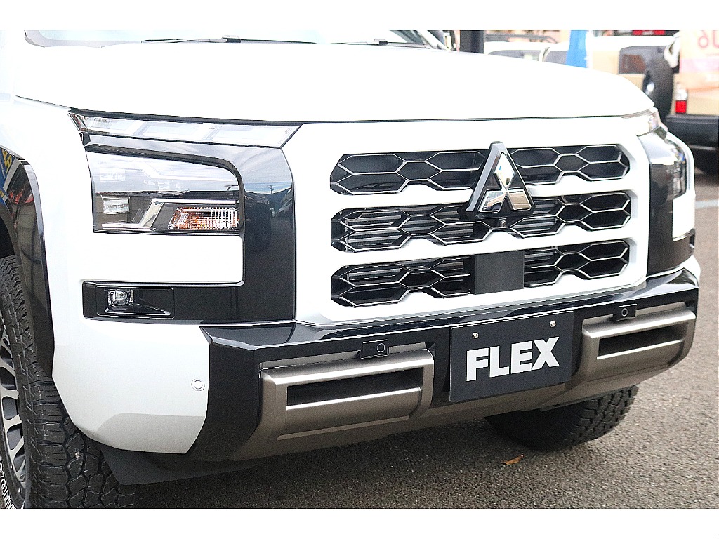 安心安全のe-Assist搭載！衝突軽減ブレーキ・車線逸脱警報など安全装備も充実しています♪