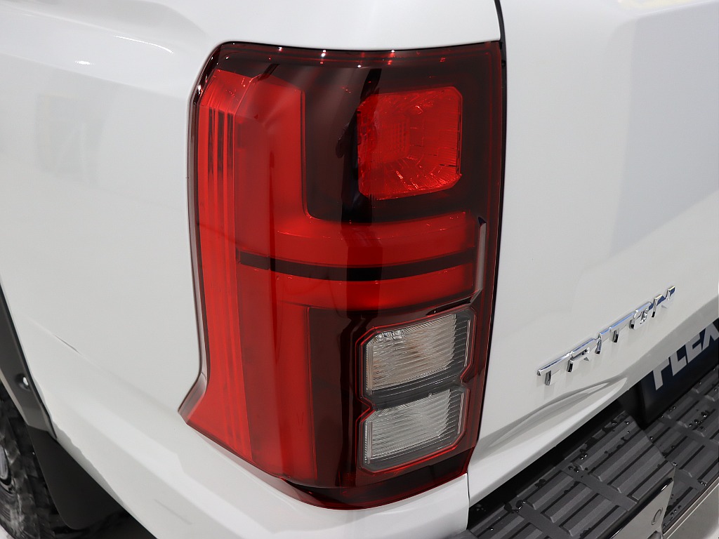 テールゲート内張り！