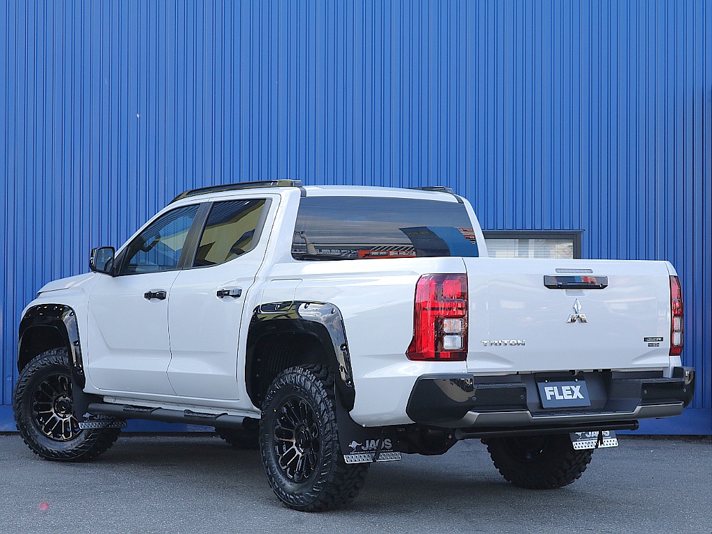 三菱 トライトン(4枚目)