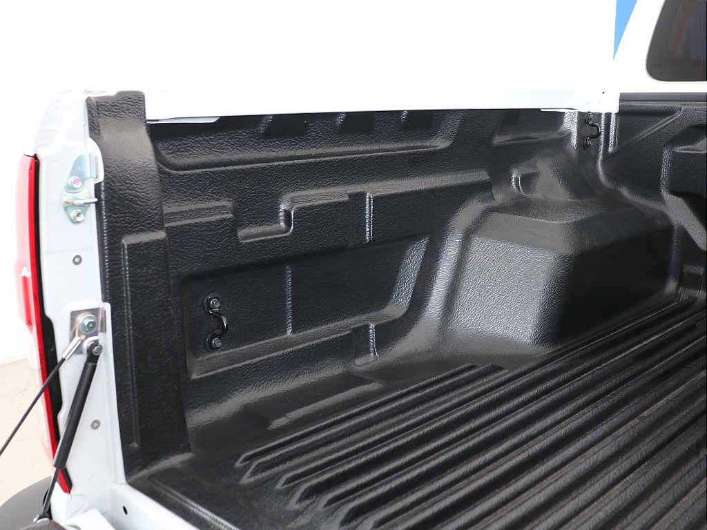 ラゲッジスペース左！