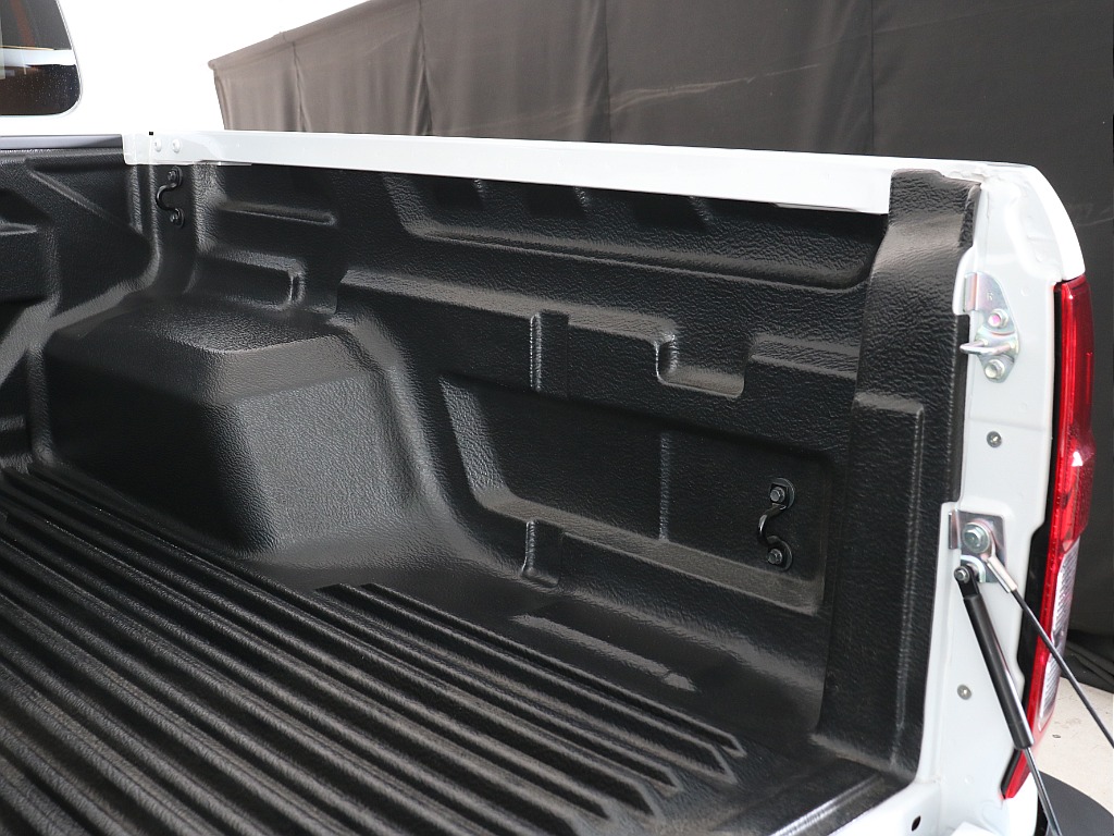 ラゲッジスペース右！