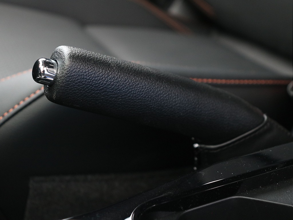 サイドブレーキ！