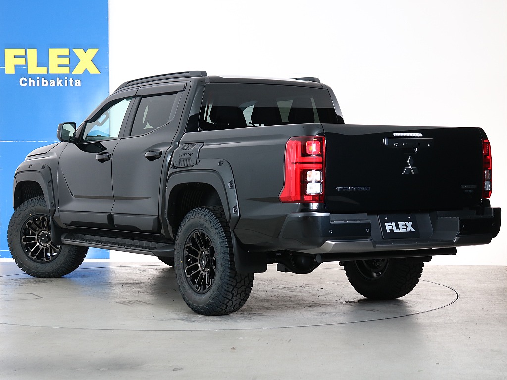 パートタイム4駆に加え、7つのドライブモードで多彩な走りを実現しております！