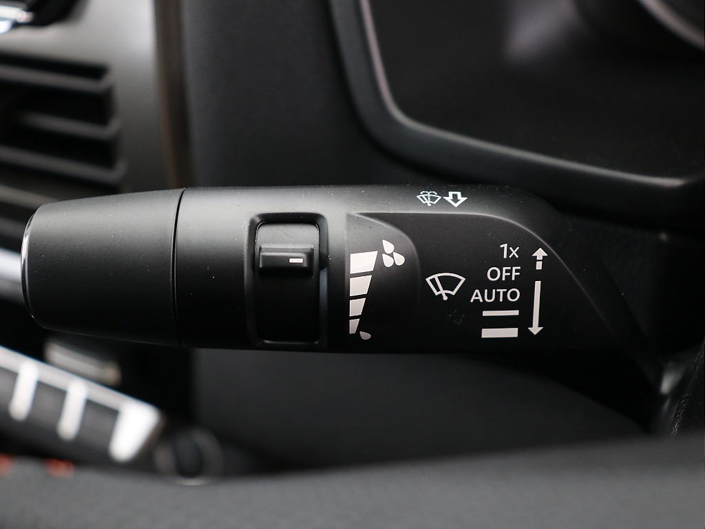 ワイパーレバースイッチ！