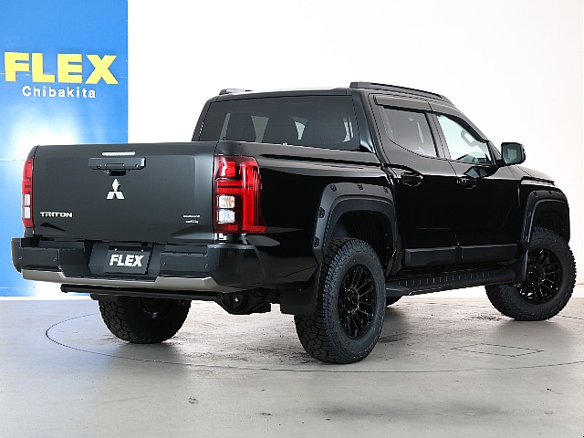 リアゲートダンパー取り付け済みで安全性も向上しております！