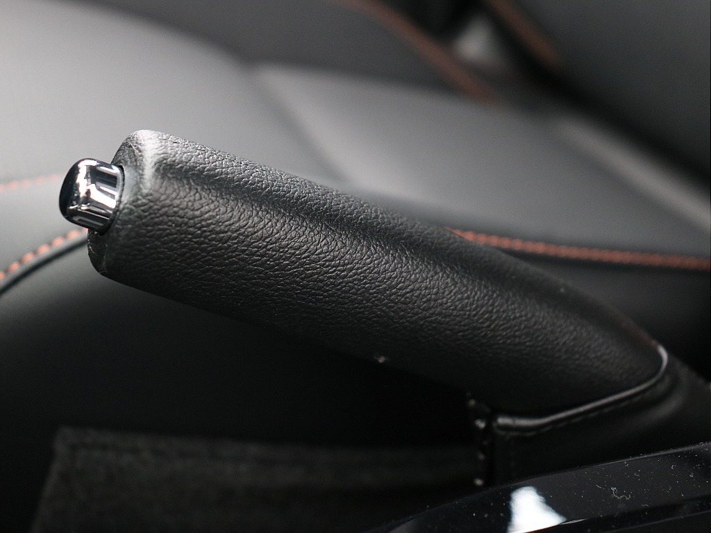 サイドブレーキ！