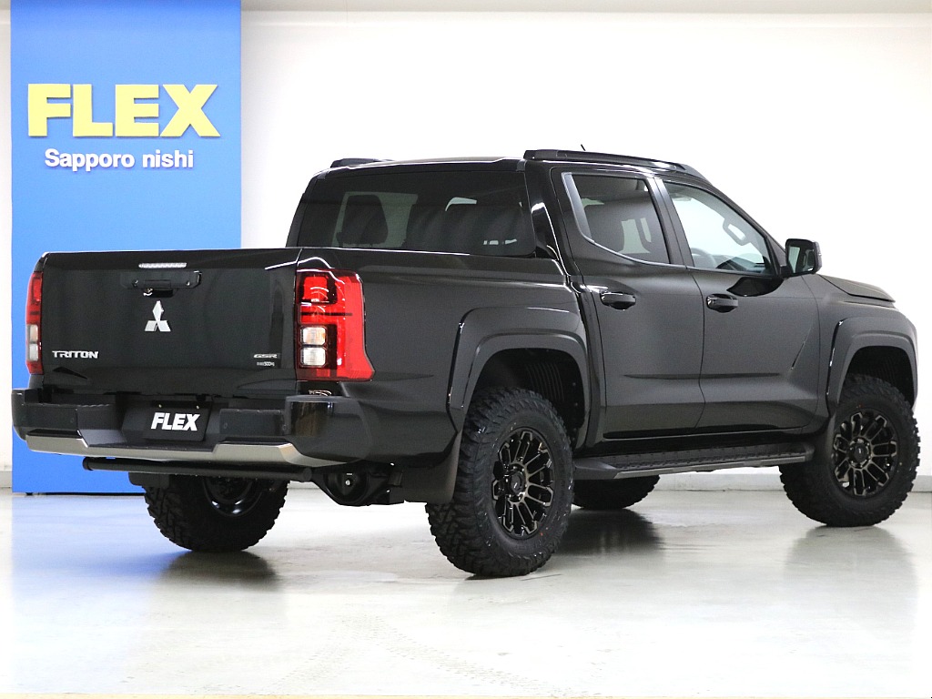 最上級グレード“ＧＳＲ”☆専用装備多数☆ジェットブラックマイカ☆追加カスタム大歓迎☆新品リフトＵＰ☆新品タイヤ＆ホイール☆