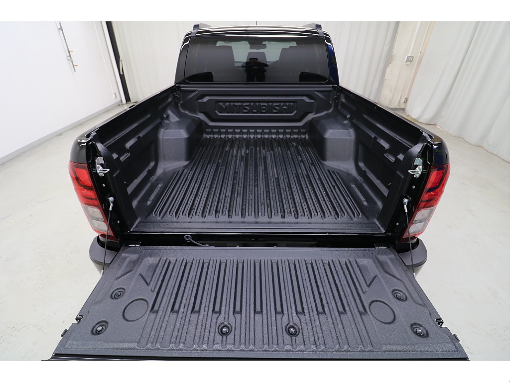 最上級グレード“ＧＳＲ”標準ベッドライナー☆最大積載量５００ＫＧ☆