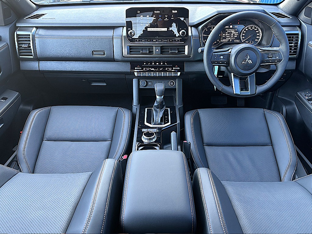 三菱 トライトン(2枚目)