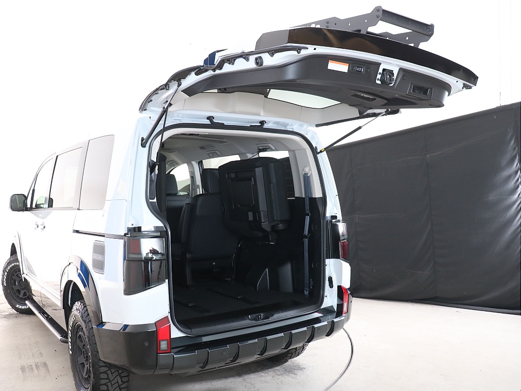 上開きのリアドア！