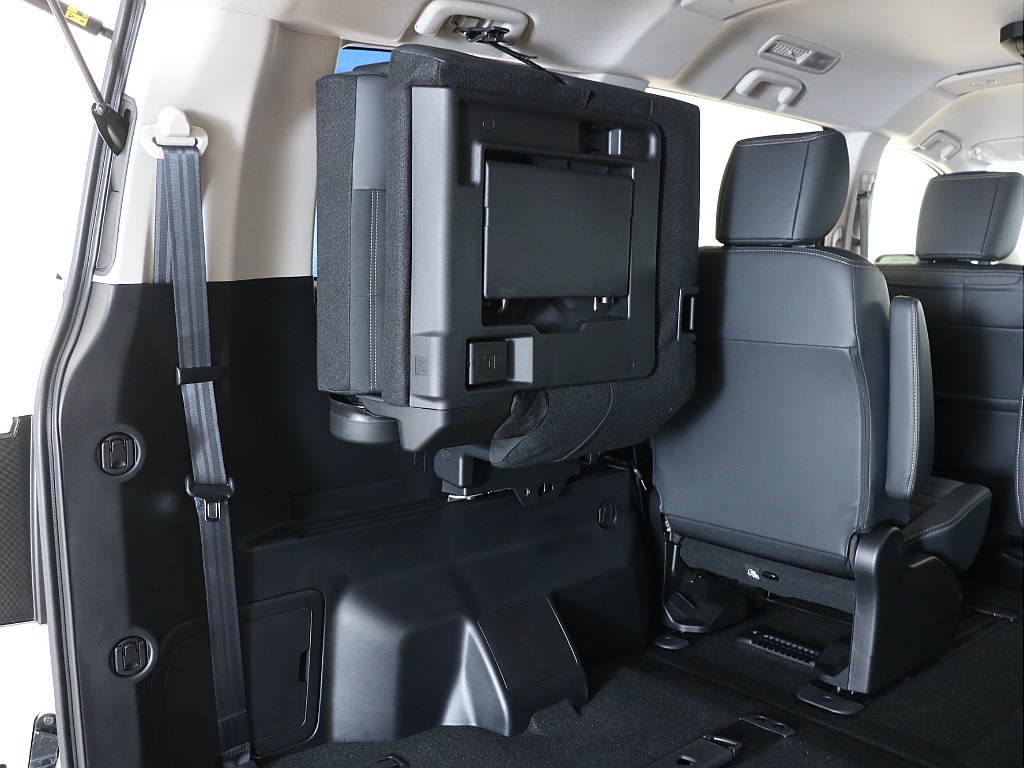 ラゲッジスペース左！