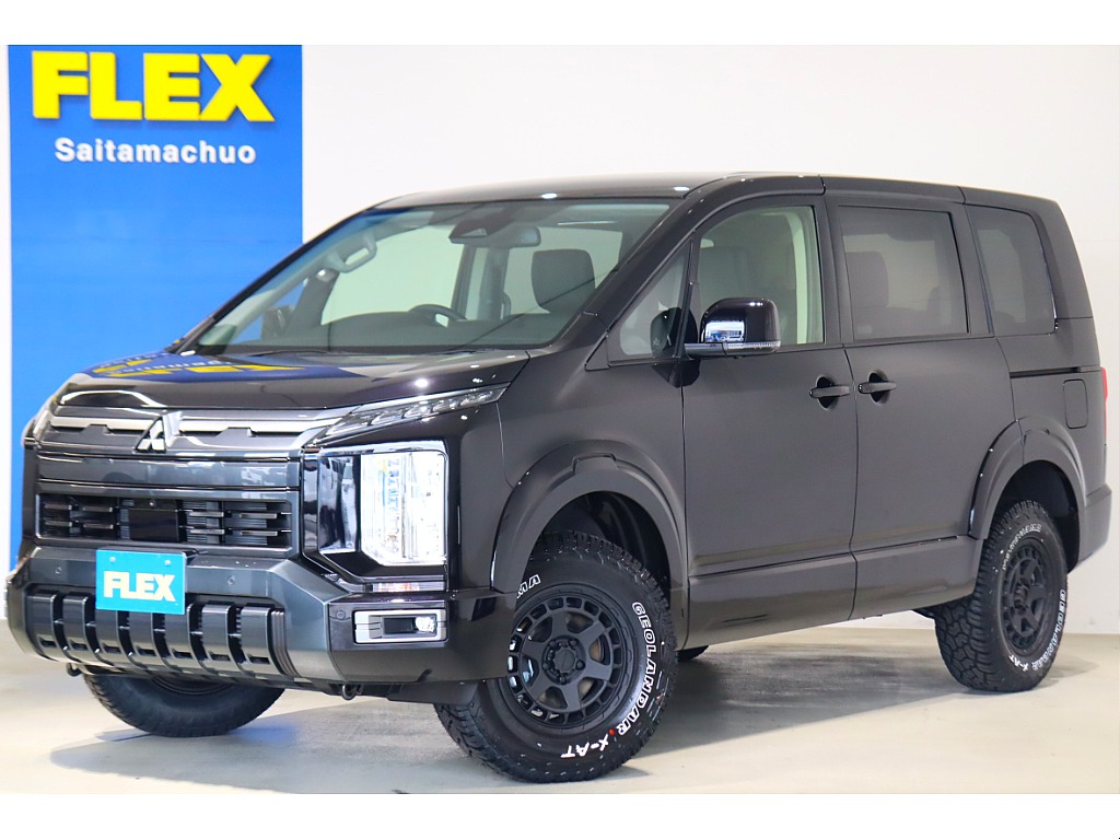 新車入庫】デリカD：5 2.2 P　ディーゼルターボ 4WD ブラックマイカ　アルパインナビ　後席モニター　8人乗り！