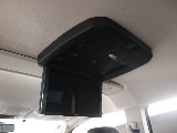 アルパイン製フリップダウンモニター搭載！HDMIもついておりますので大画面で動画をお楽しみください！