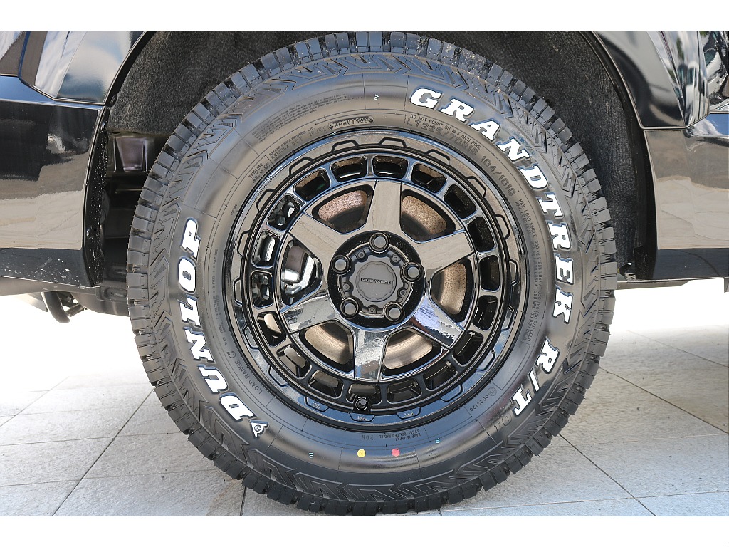 マッドヴァンスX タイプS 16インチホイール、ダンロップGRAND TREKタイヤ！