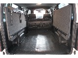 荷室も広々！CFカーゴマット付！