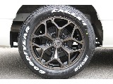 新作スタイリングHEX17インチアルミ×グッドイヤーナスカータイヤ！