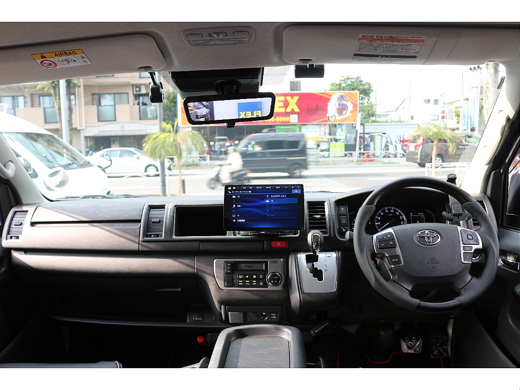 豪華な運転席周り！