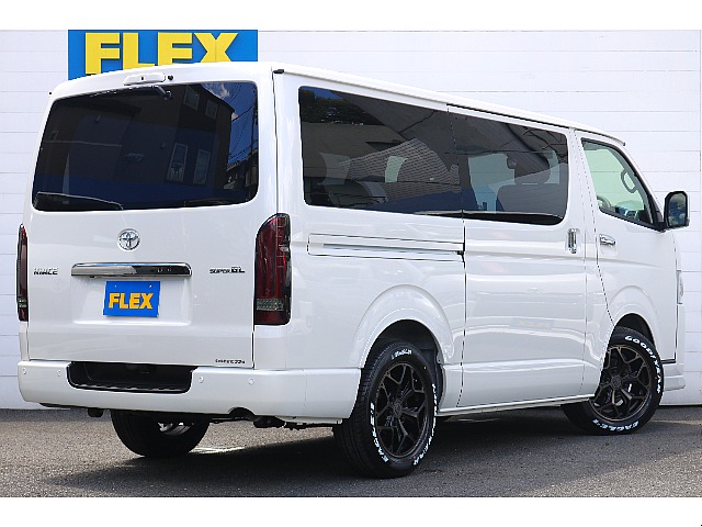 BIG-X11インチナビ＆ベッドキット搭載の新古車！