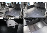 テーブル付き、マット収納スペース！