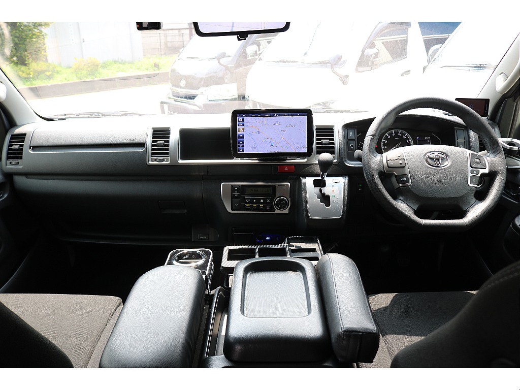 豪華な運転席周り！