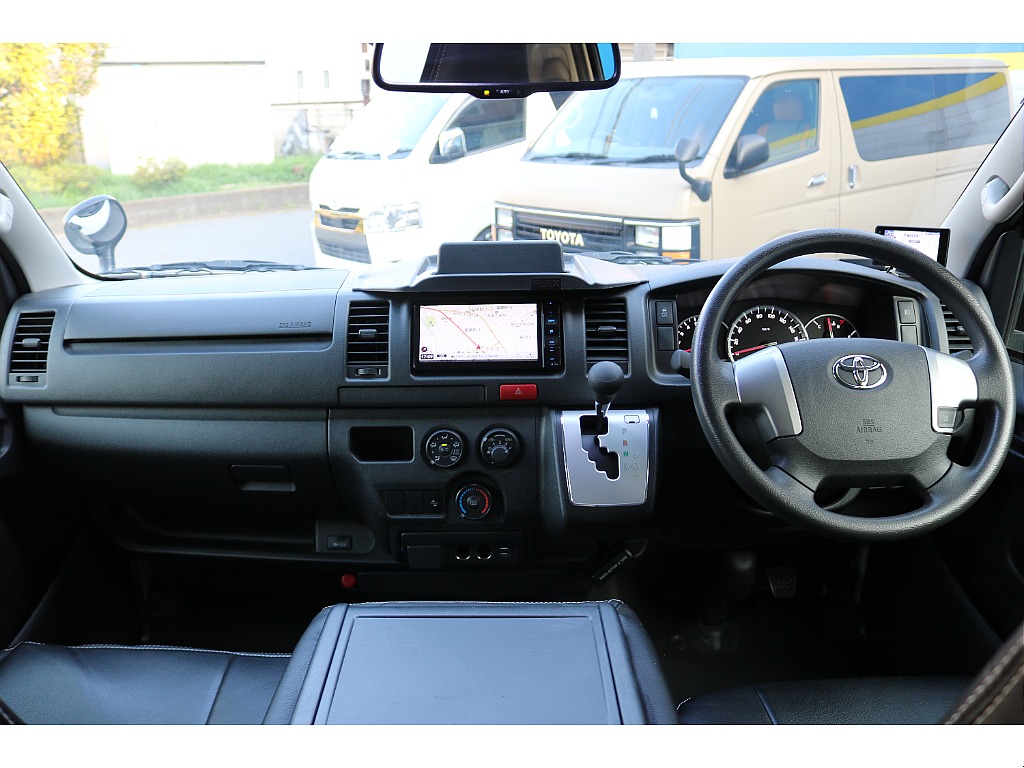 豪華な運転席周り！