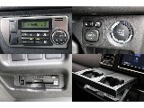 オートエアコン、プッシュスタート＆スマートエントリー、ビルトインＥＴＣ、ドリンクホルダー！