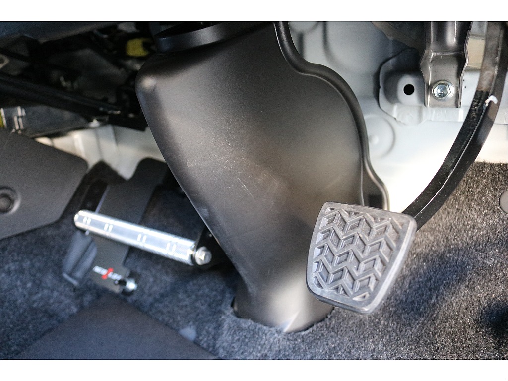 ステアリングコラムカバー交換済み！