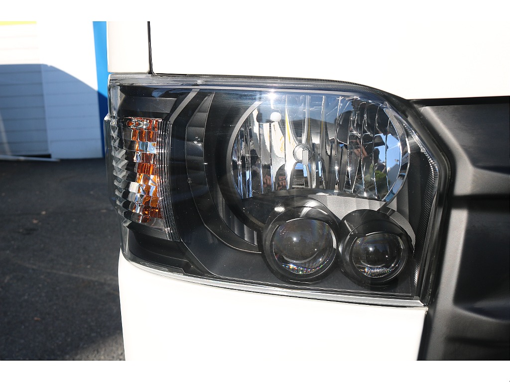 LEDヘッドライト！インナーブラック施工！