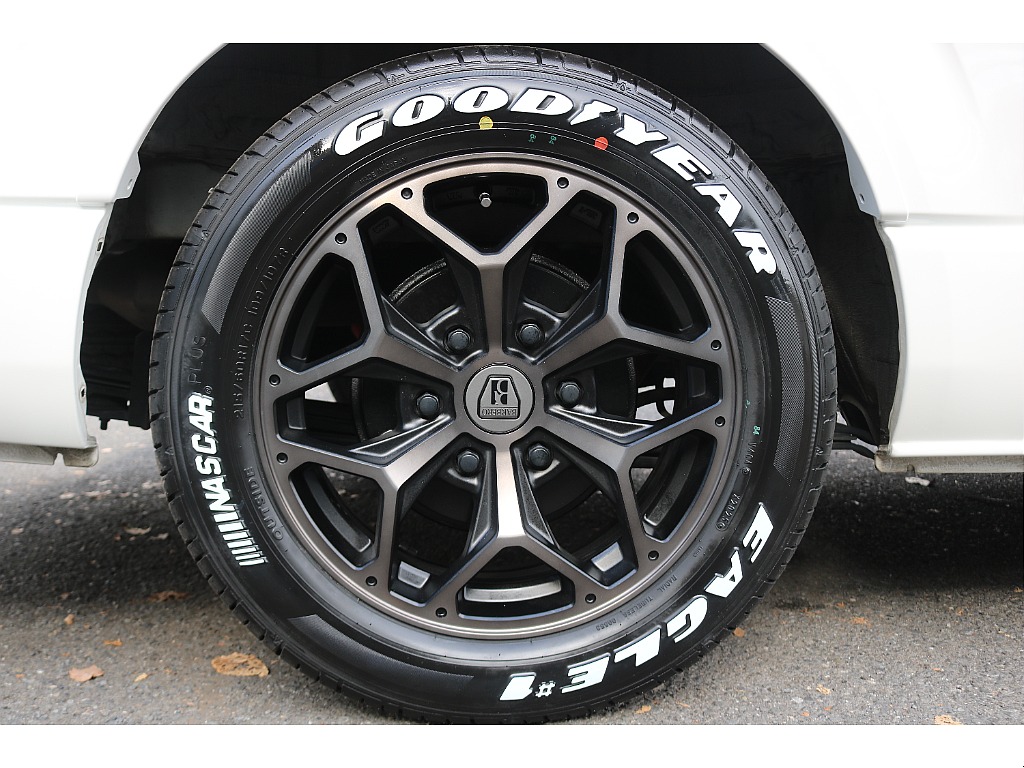 HEX 17インチアルミ×グッドイヤーナスカータイヤ！