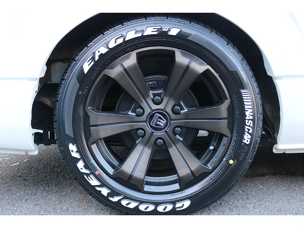 グッドイヤーナスカータイヤ×アーバン17インチアルミ！