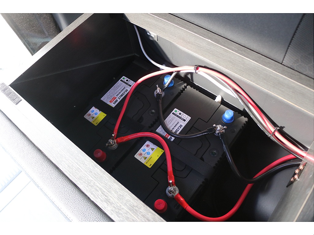 サブバッテリー搭載！