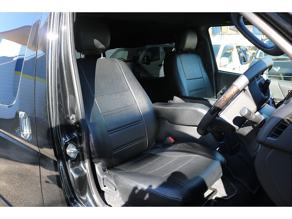 ハイエース調布店までお問い合わせお待ちしております！