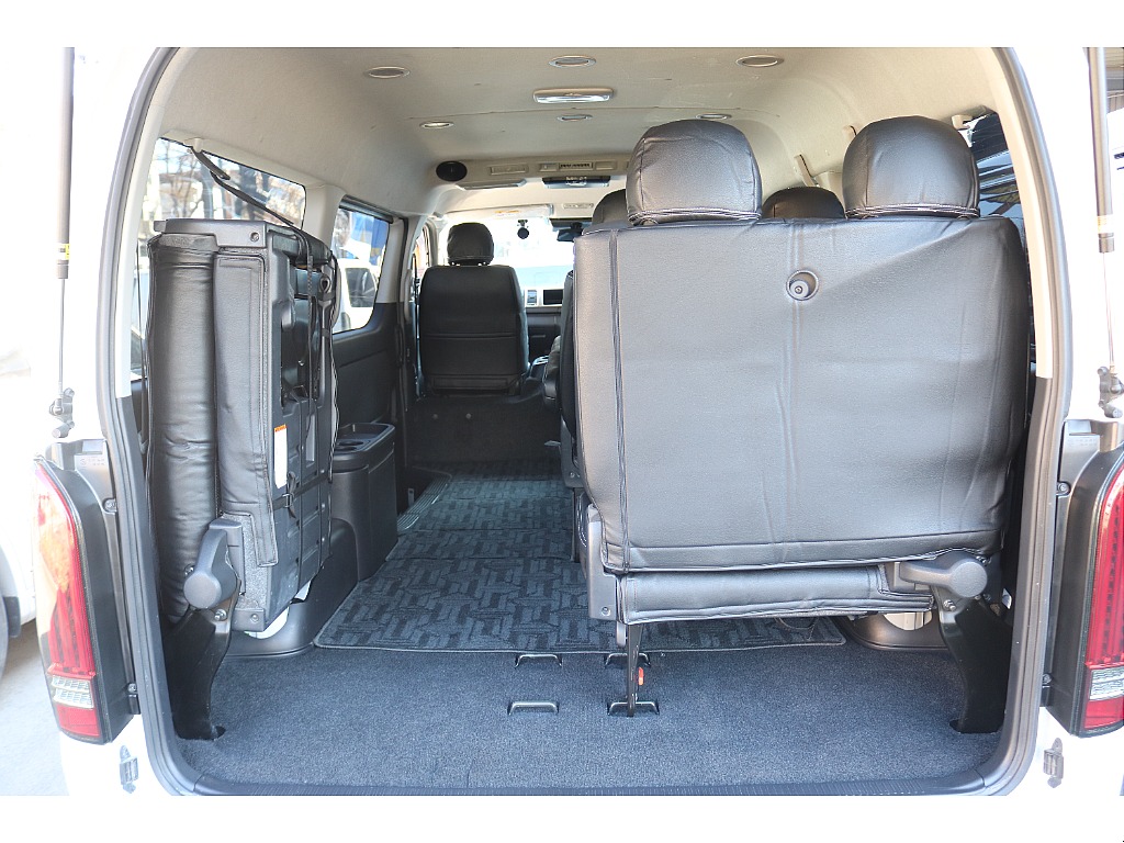 4列目は跳ね上げ可能です！