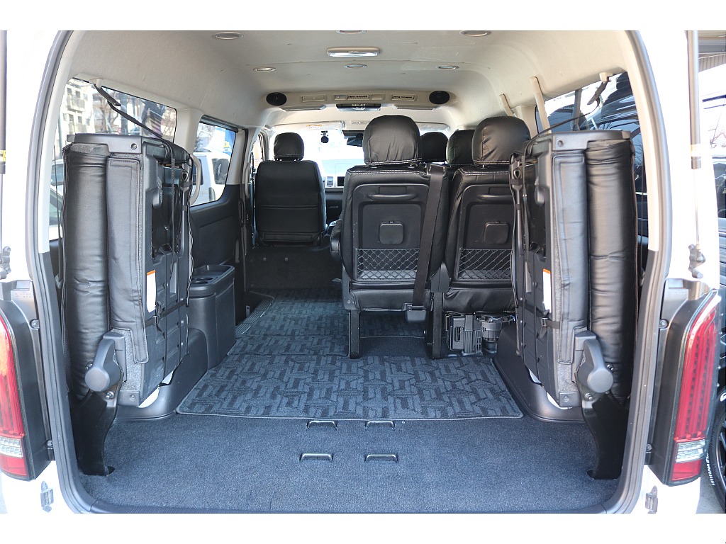 荷物も多く積み込めます！