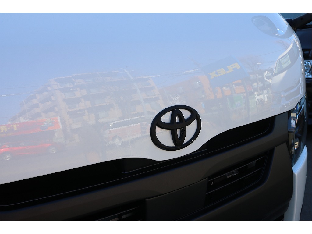 フロントエンブレムMB塗装！