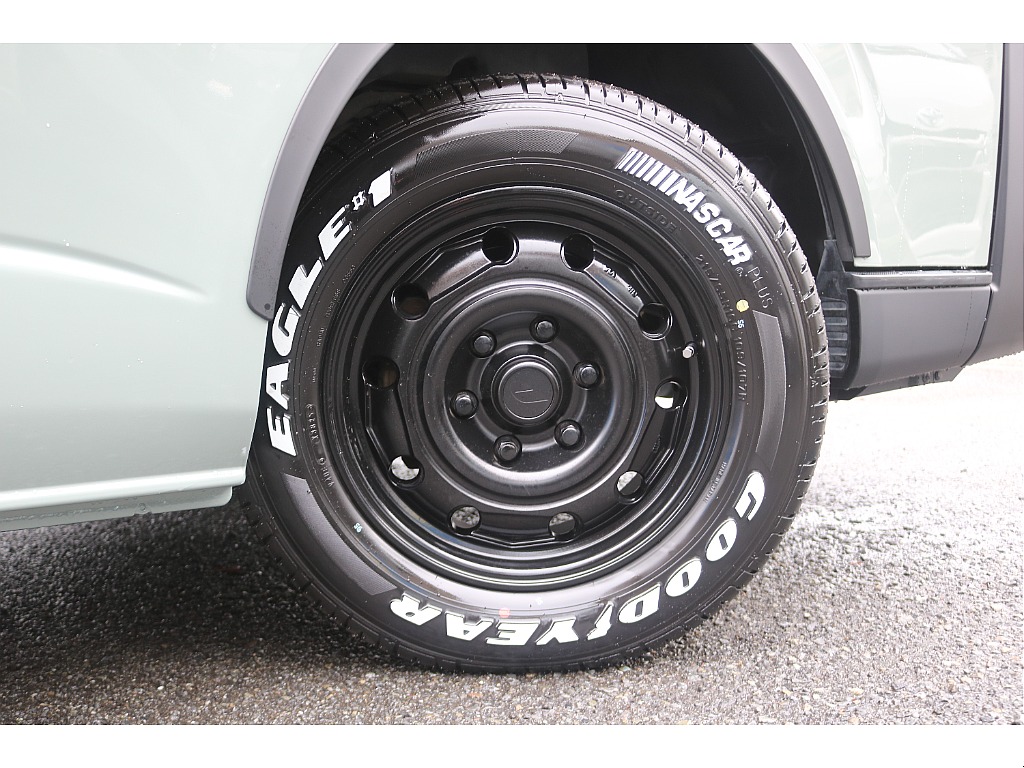 新品グッドイヤーナスカータイヤ×Paw16インチアルミ！