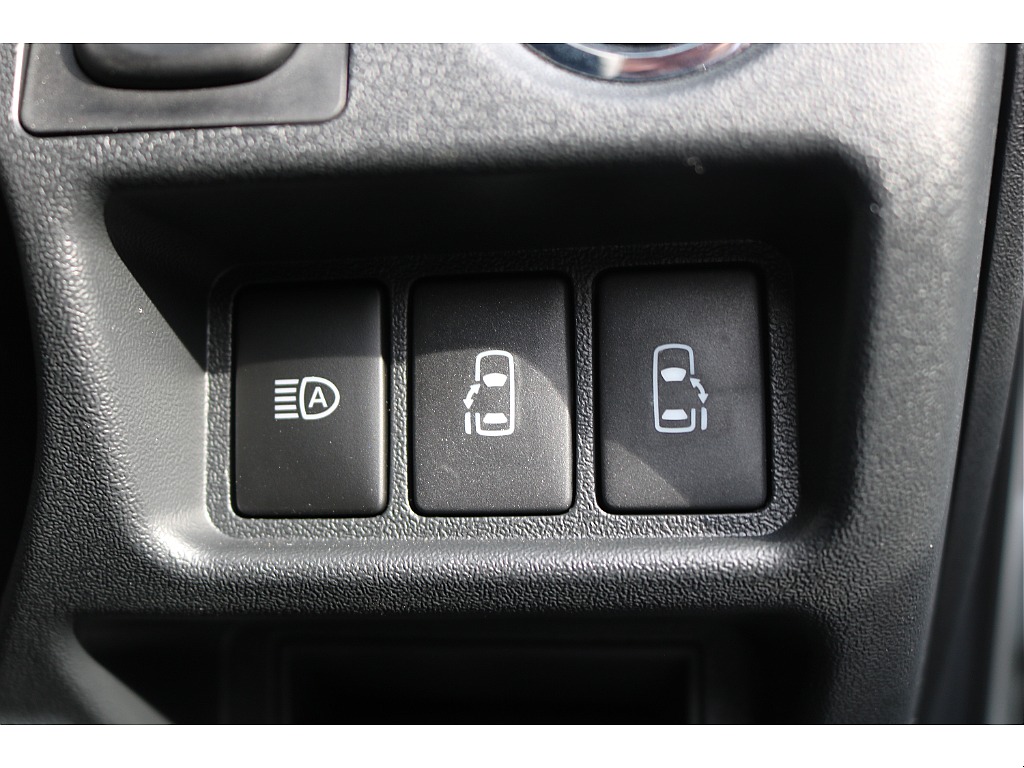 両側パワースライドドア！