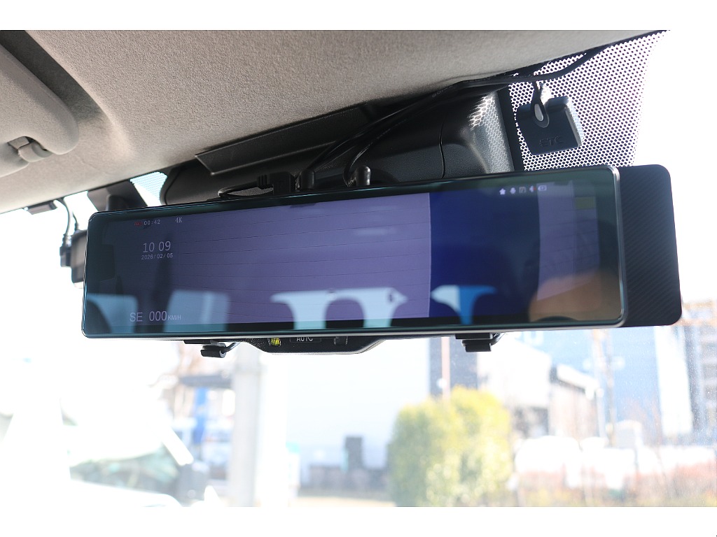 ミラー型ドライブレコーダー！