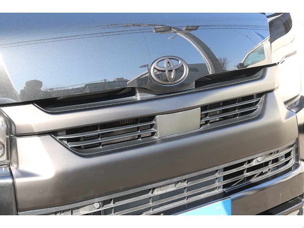 フロントグリルマッドブラック塗装！