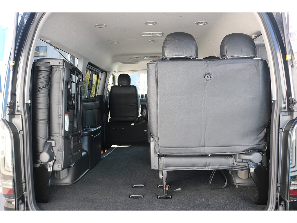 4列目は跳ね上げ可能です！