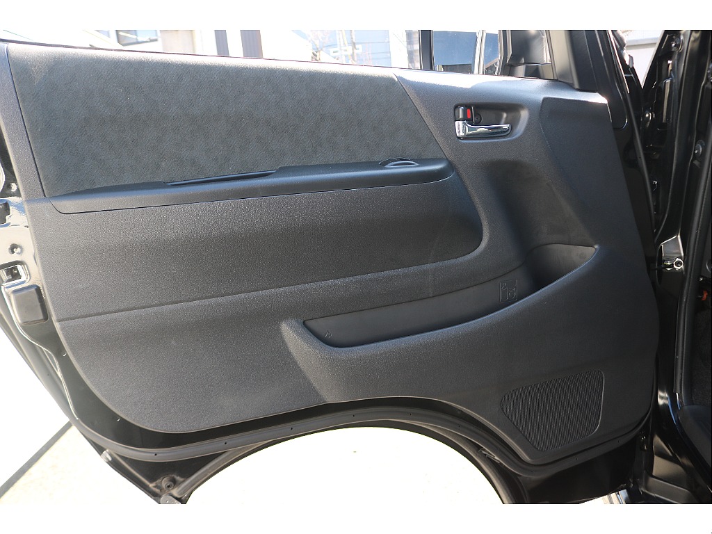 ドア内張りも綺麗です！