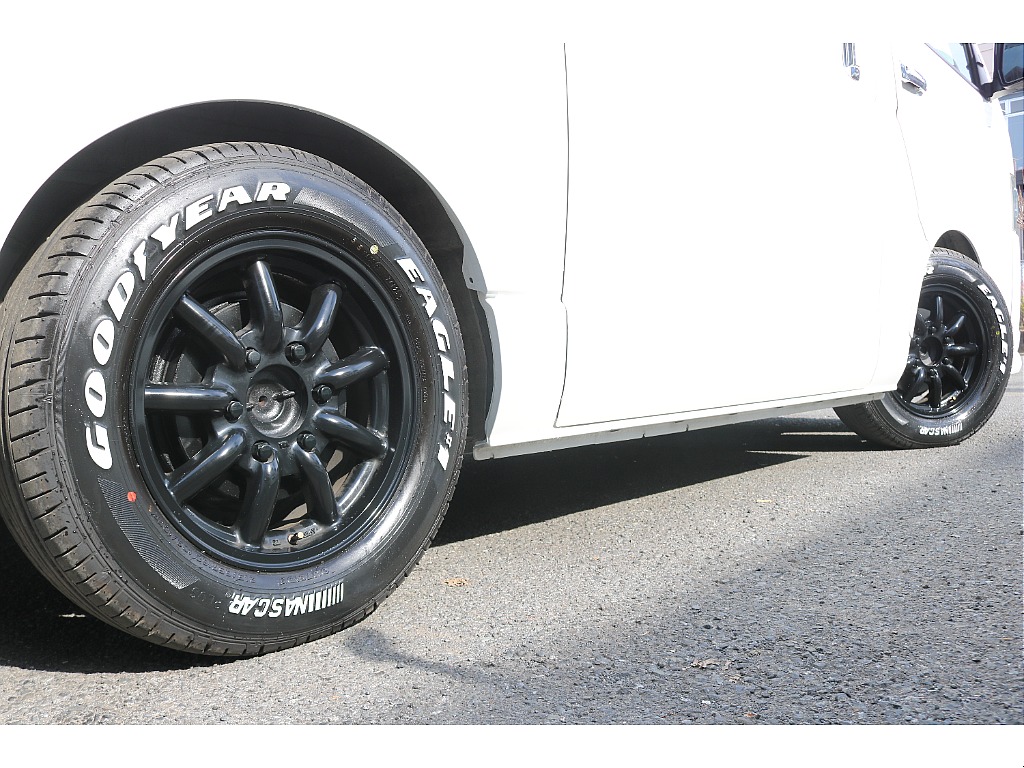 MC-9 17インチアルミ×ナスカータイヤ！