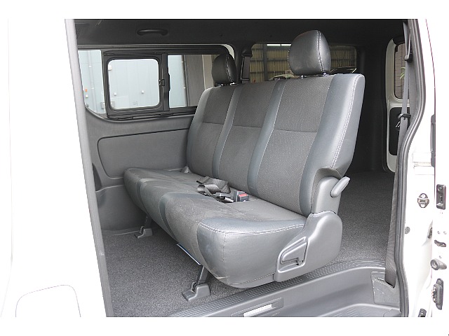 ダークプライムⅡ専用ハーフレザーシート！