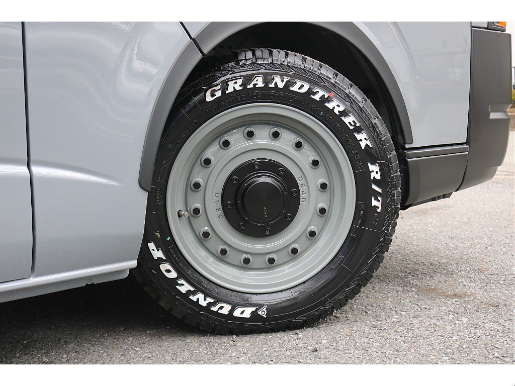 DUNLOP GRANDTREKタイヤ×コロラド　16インチアルミ！