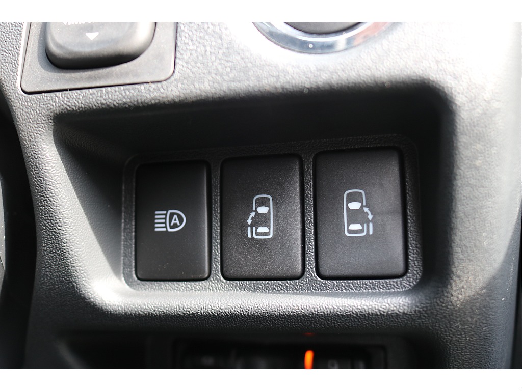 両側パワースライドドア！